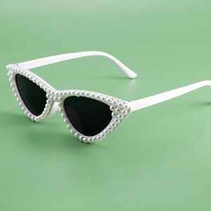 White Pearl Bridal Sunglasses